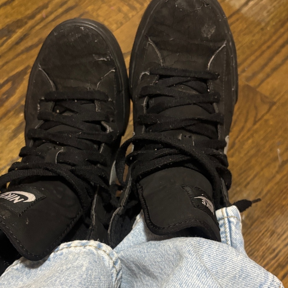 Nike Black and Silver High-Tops - Picture 6 of 11